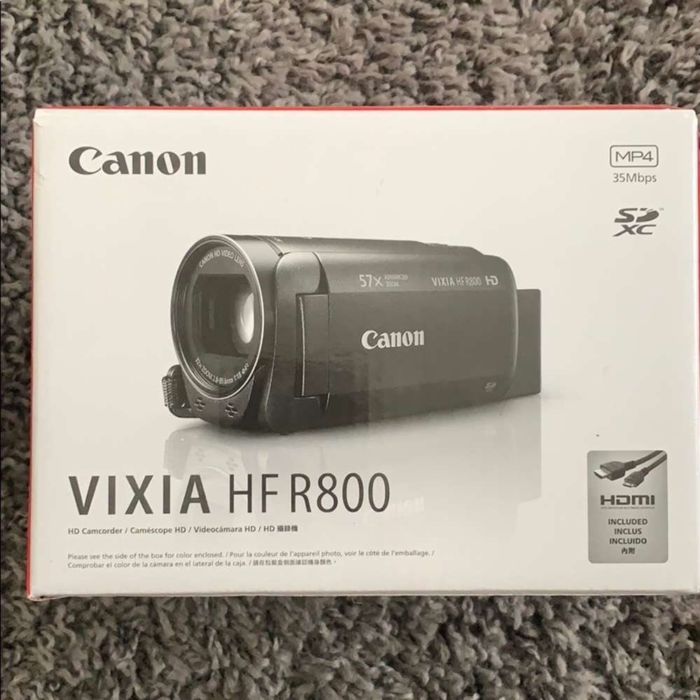 🎄Brand new VIXIA HF R800 camcorder!